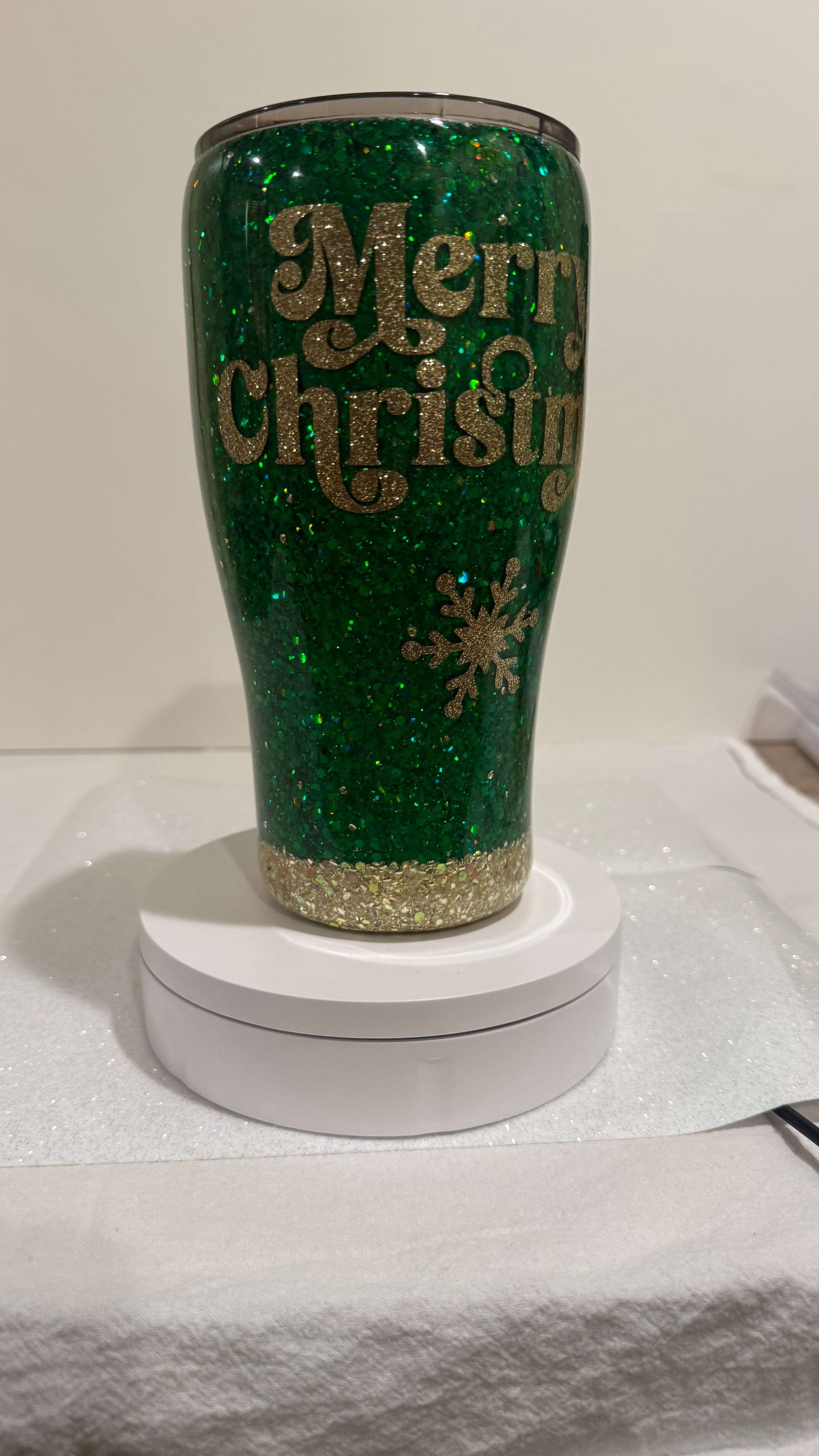 Green and Gold Christmas Tumbler (30 oz. Modern Curve)