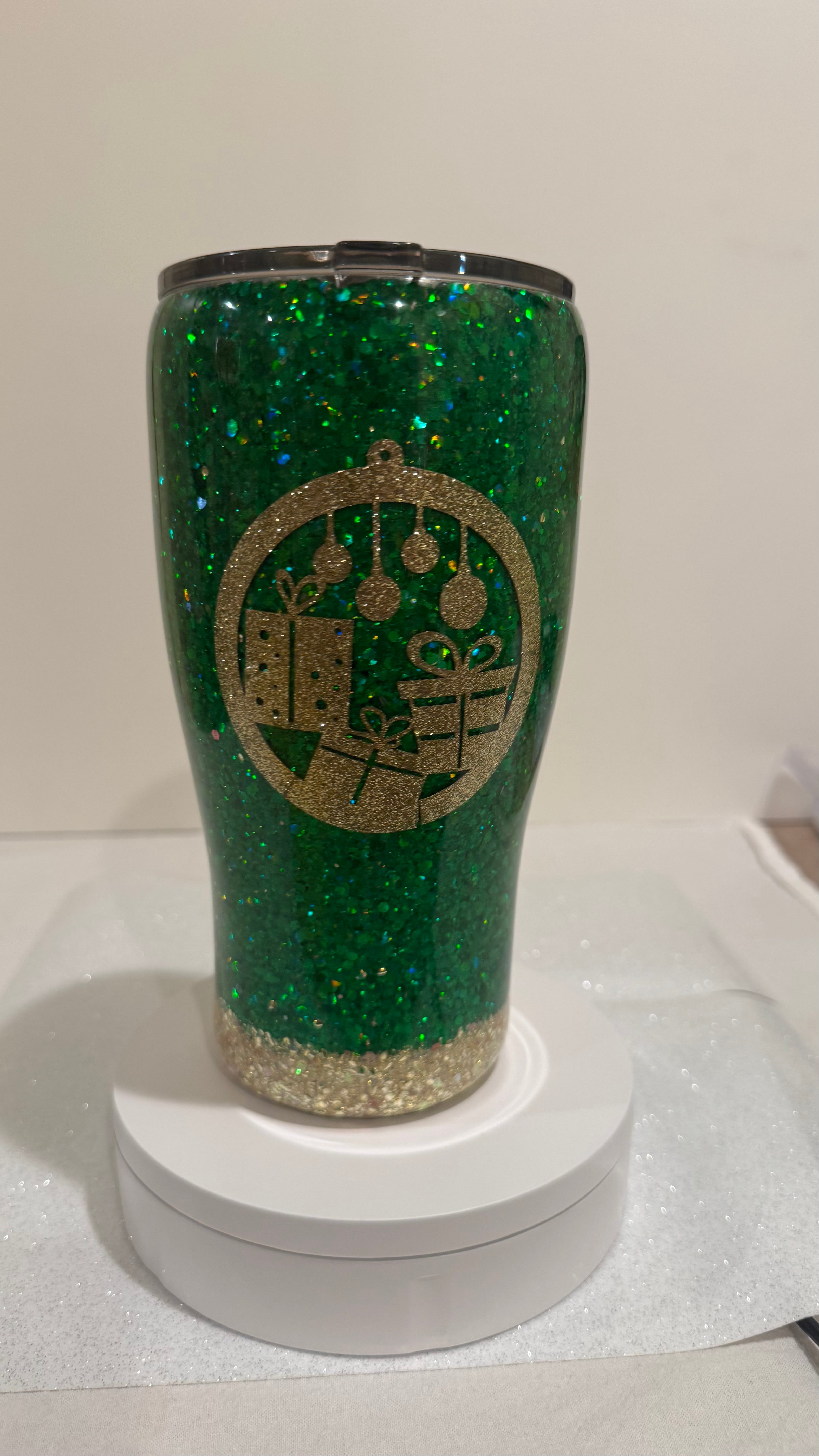 Green and Gold Christmas Tumbler (30 oz. Modern Curve)